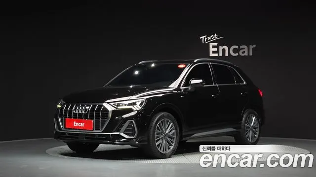 Audi Q3 — фото 1