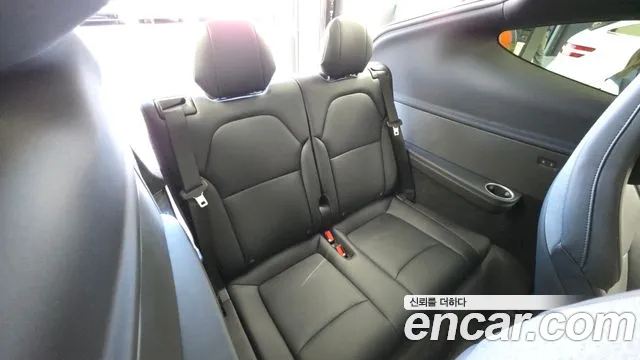 Tesla Model Y — фото 12