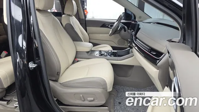 Kia Carnival — фото 11