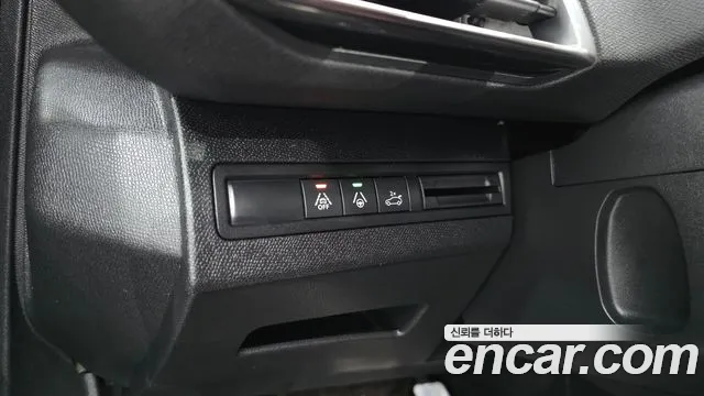 Peugeot 3008 — фото 18