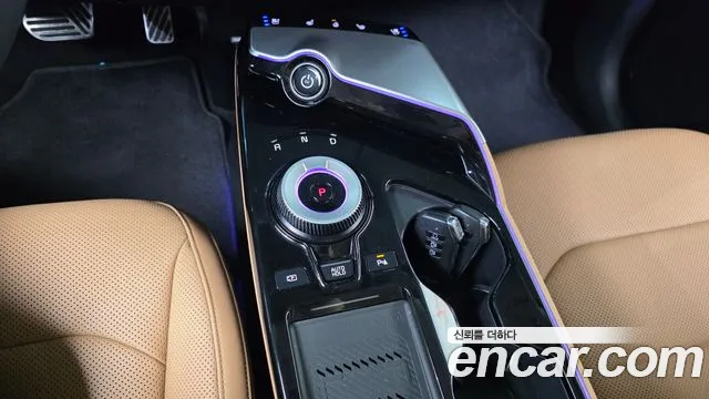 Kia EV6 — фото 8