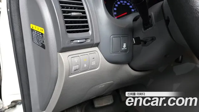 Kia Carnival — фото 14