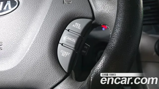 Kia Carnival — фото 15