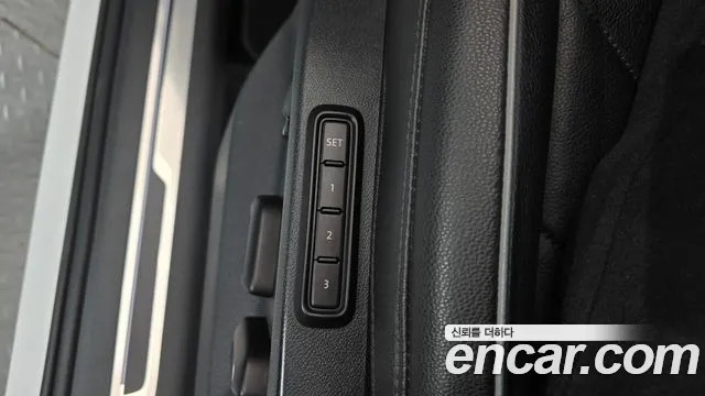 Volkswagen Tiguan — фото 19