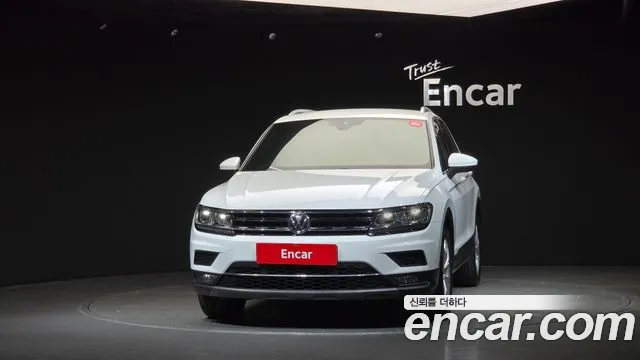 Volkswagen Tiguan — фото 3