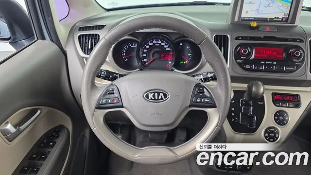Kia Ray — фото 13