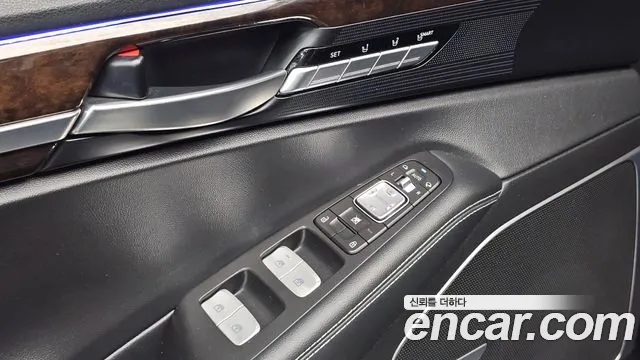 Genesis G90 — фото 19