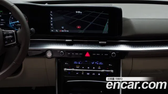 Kia Carnival — фото 14