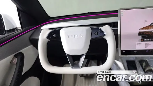 Tesla Model Y — фото 12