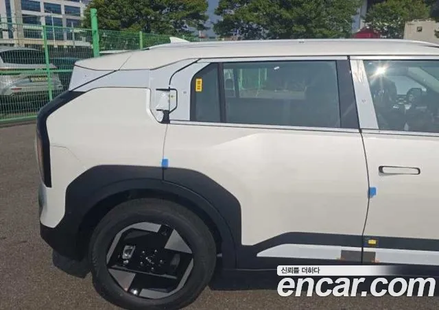 Kia EV3 — фото 6