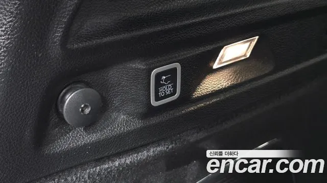 Jeep Cherokee — фото 12
