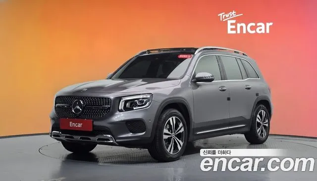 Mercedes-Benz GLB-Class — фото 20