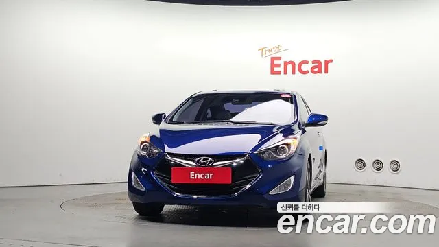 Hyundai Avante — фото 3