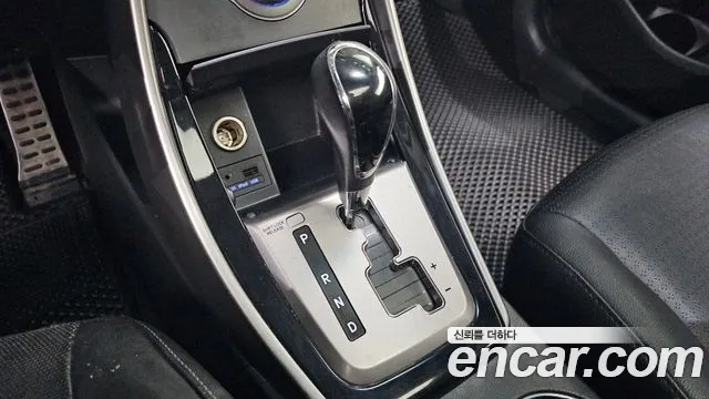Hyundai Avante — фото 9