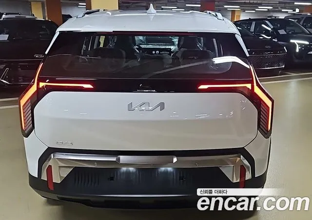 Kia EV3 — фото 3