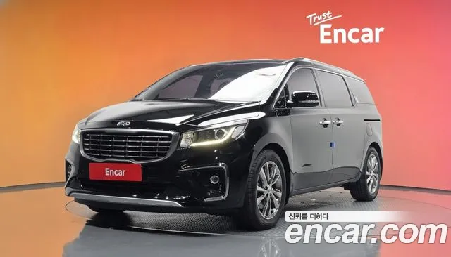 Kia Carnival — фото 20