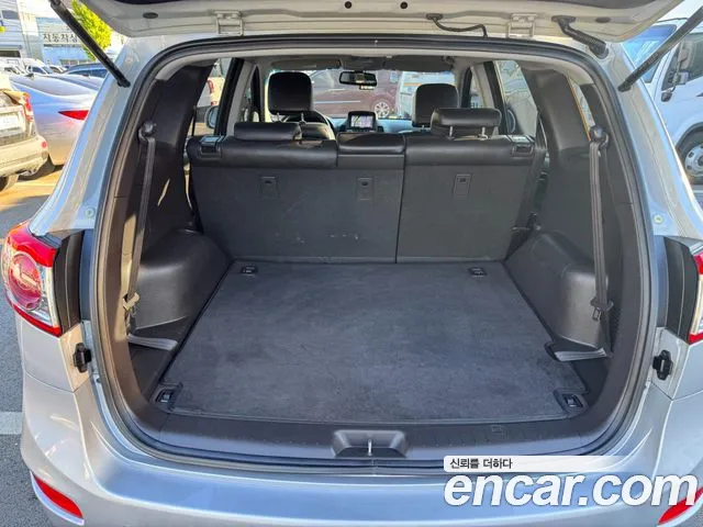 Hyundai Santa Fe — фото 13