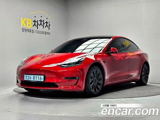 Tesla Model 3 — фото 3
