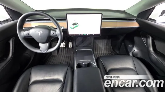 Tesla Model Y — фото 7