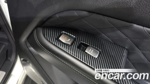 KG_Mobility_Ssangyong Rexton — фото 18