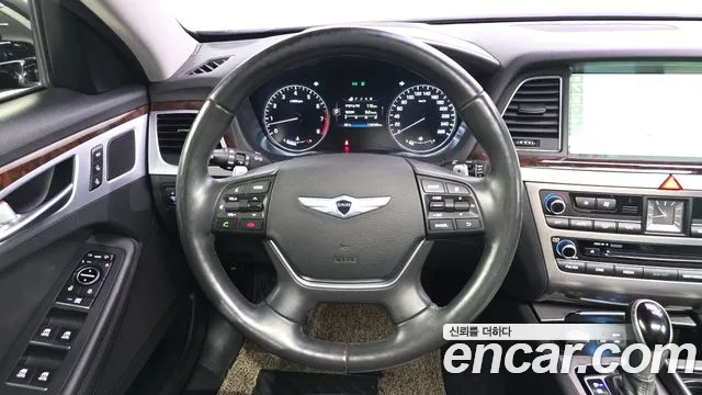 Hyundai Genesis — фото 12