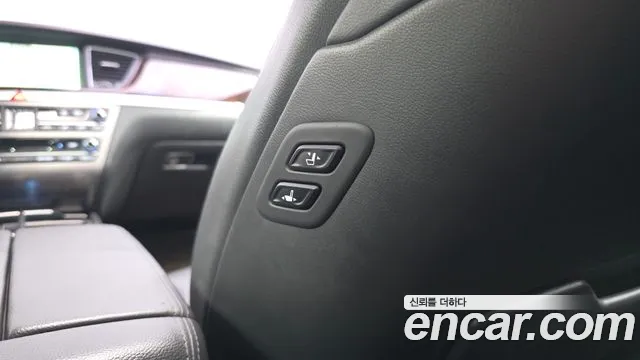 Hyundai Genesis — фото 32