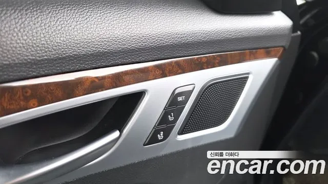 Hyundai Genesis — фото 34