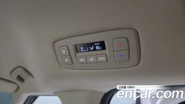 Kia Carnival — фото 30
