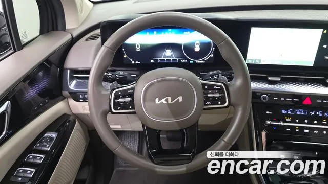 Kia Carnival — фото 16