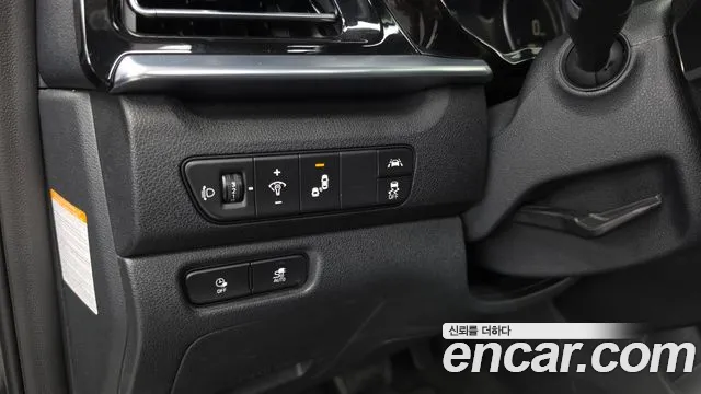 Kia Niro — фото 16