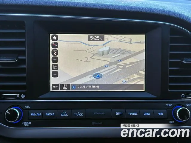 Hyundai Avante — фото 11