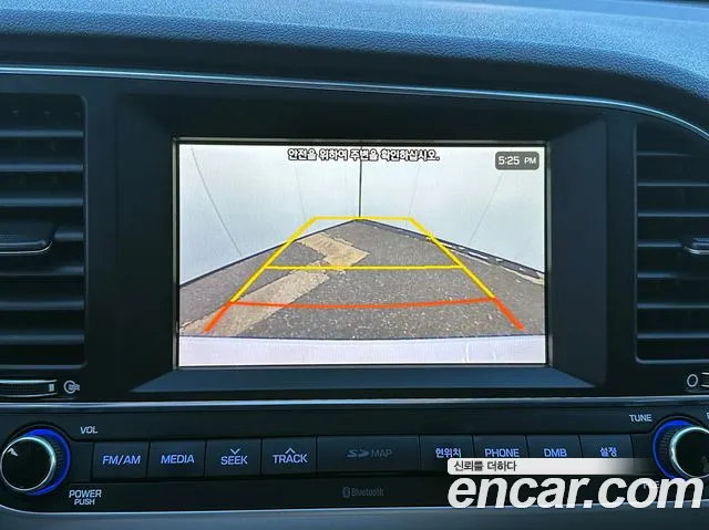 Hyundai Avante — фото 12