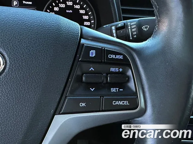 Hyundai Avante — фото 14