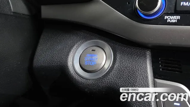 Hyundai Avante — фото 19