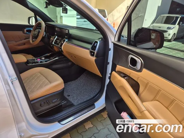 Kia Sorento — фото 6