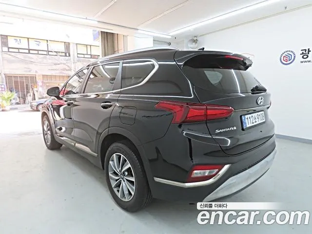 Hyundai Santa Fe — фото 3