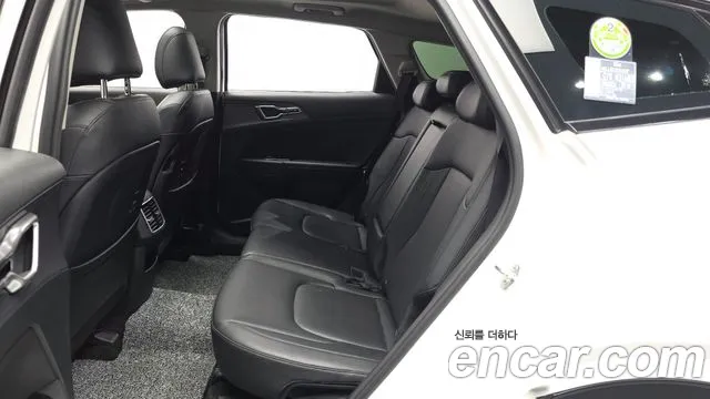 Kia Sportage — фото 26