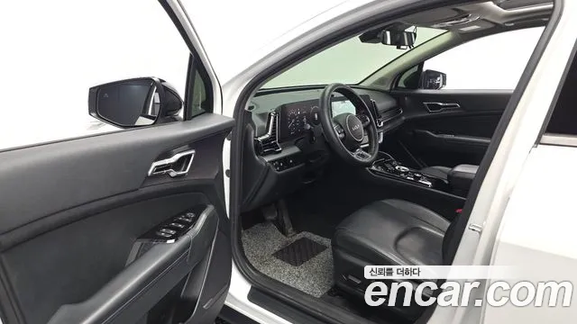 Kia Sportage — фото 9