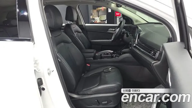 Kia Sportage — фото 10