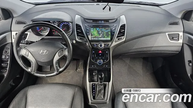 Hyundai Avante — фото 7