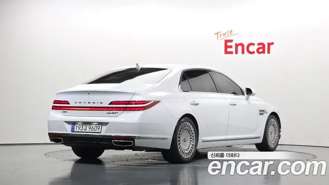 Genesis G90 — фото 1