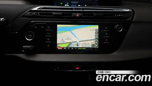 Citroen-DS C4 Picasso — фото 14