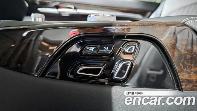 Genesis G90 — фото 19