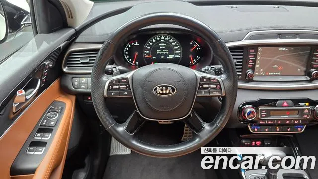 Kia Sorento — фото 13