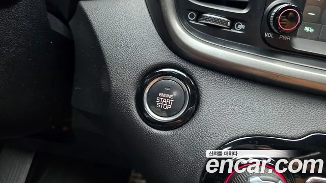 Kia Sorento — фото 20