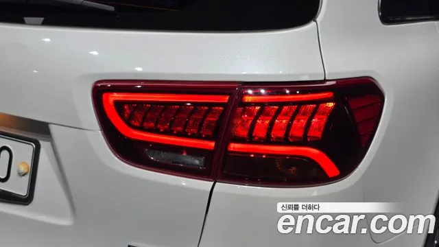 Kia Sorento — фото 23