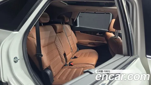 Kia Sorento — фото 26