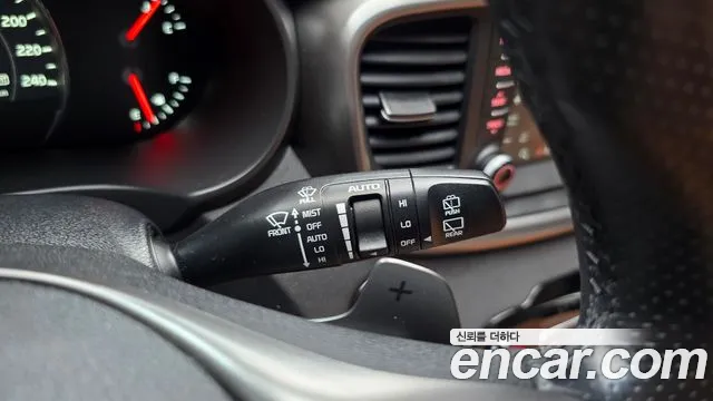 Kia Sorento — фото 27