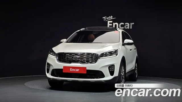 Kia Sorento — фото 3