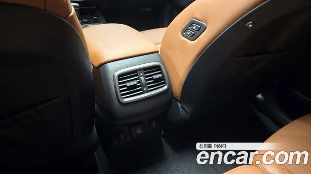 Kia Sorento — фото 31
